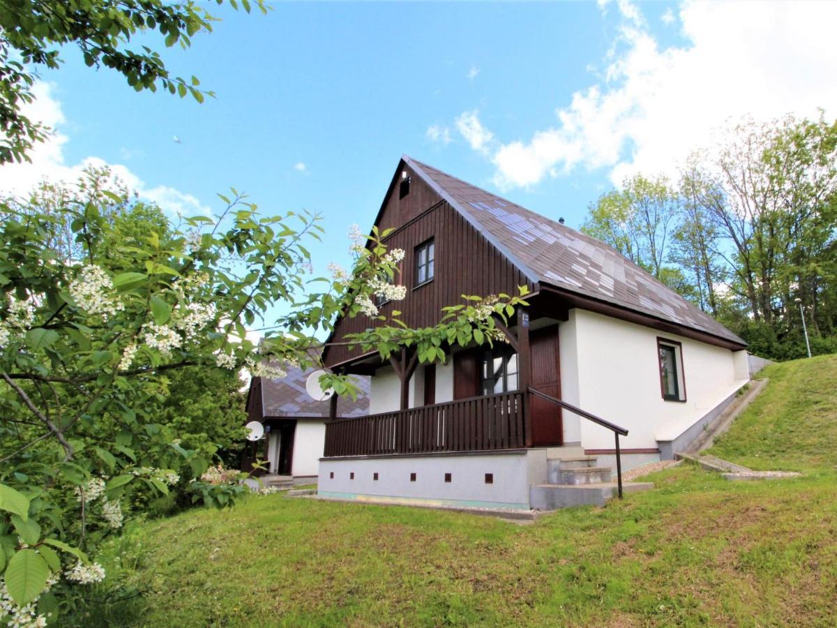 Holiday Home Holiday Hill 33 By Interhome Cista  Kültér fotó