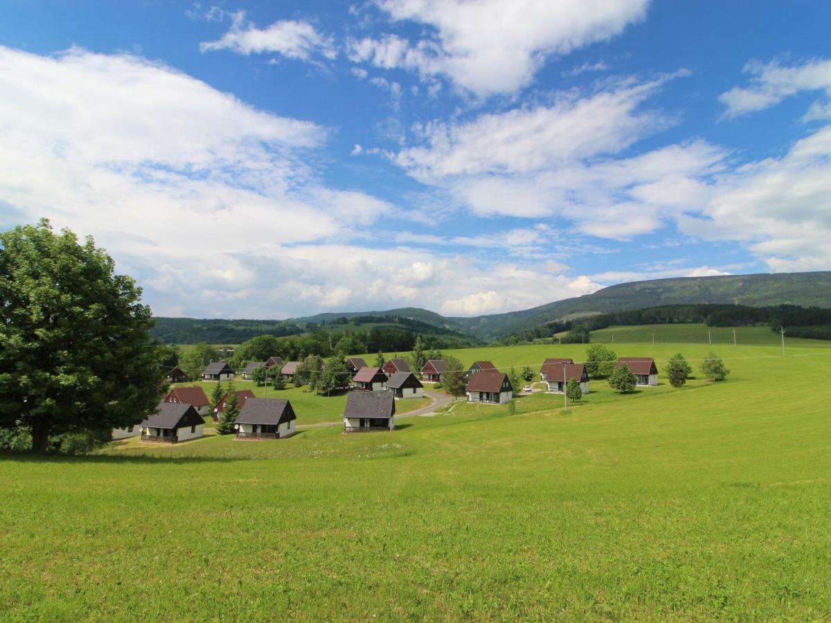 Holiday Home Holiday Hill 33 By Interhome Cista  Kültér fotó